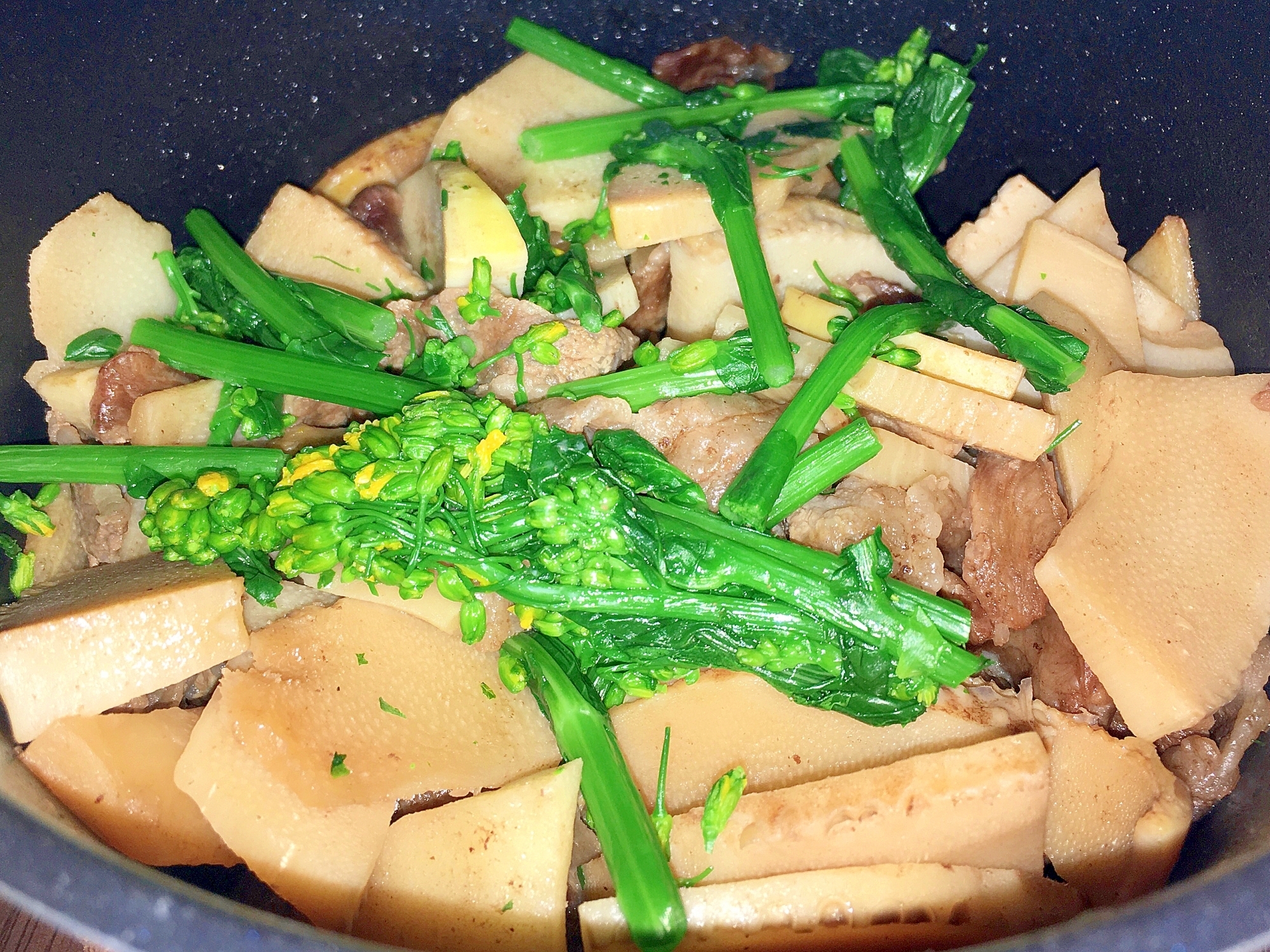 筍と牛肉と菜の花の煮物