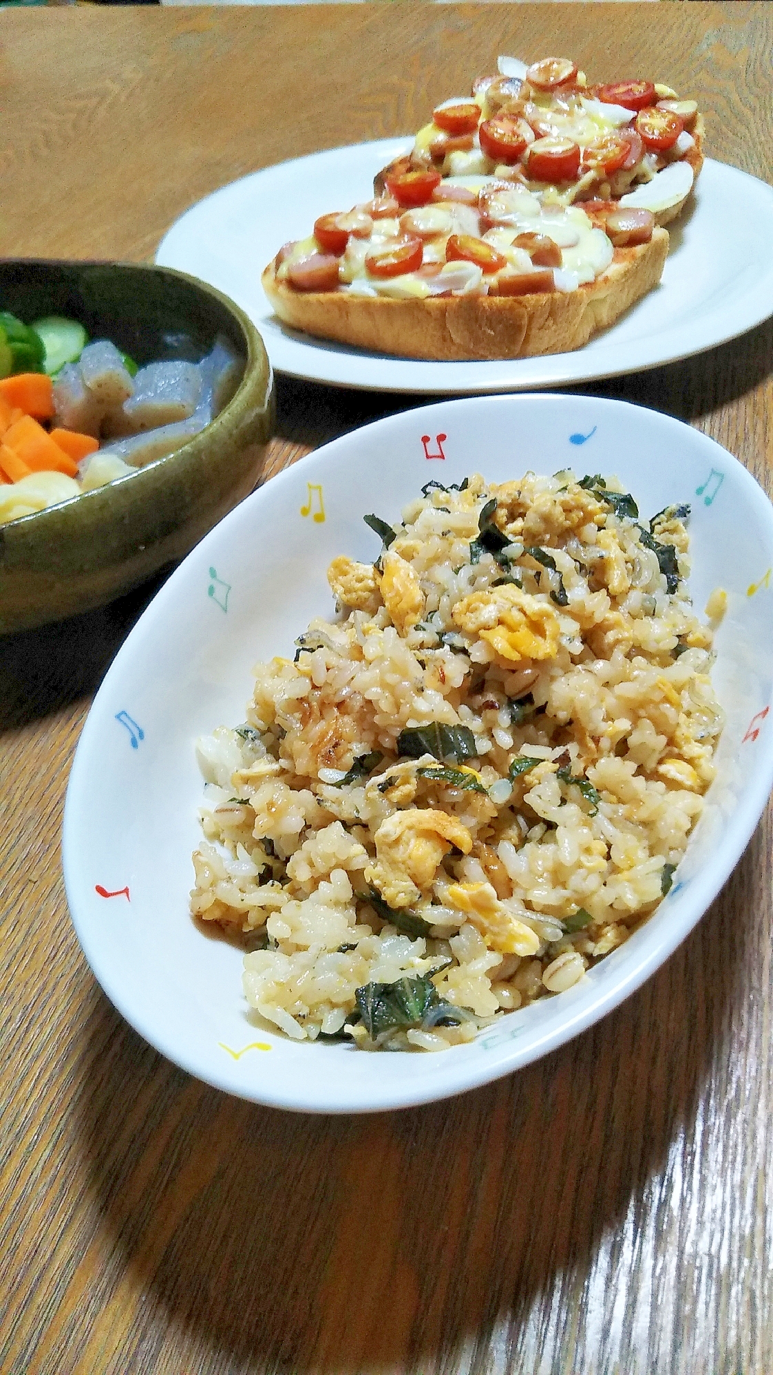 しそたまごのじゃこ焼き飯