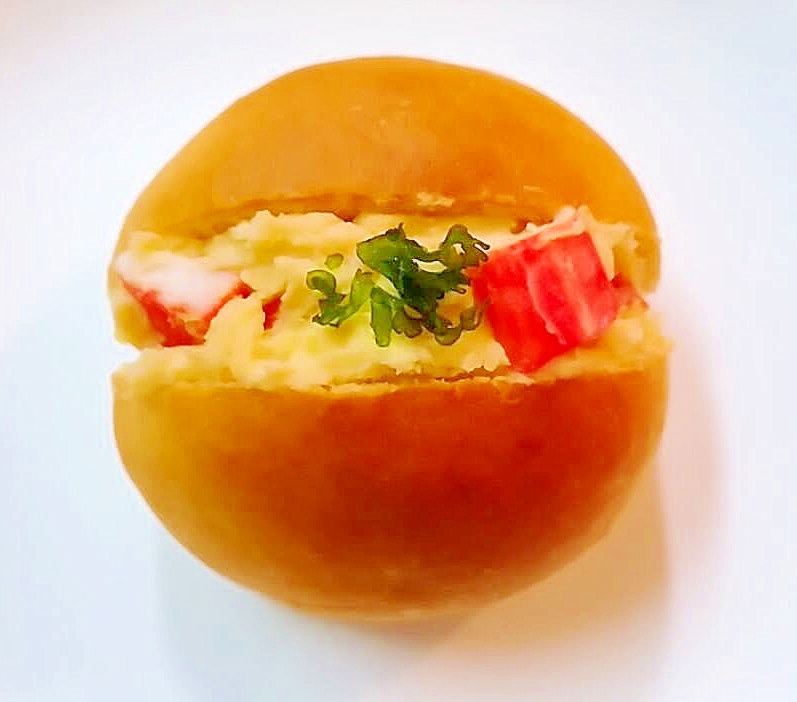 1個分☆薩摩芋カニカマサラダ丸パン