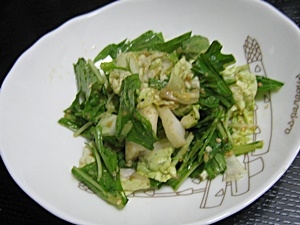 白菜と水菜の胡麻酢サラダ
