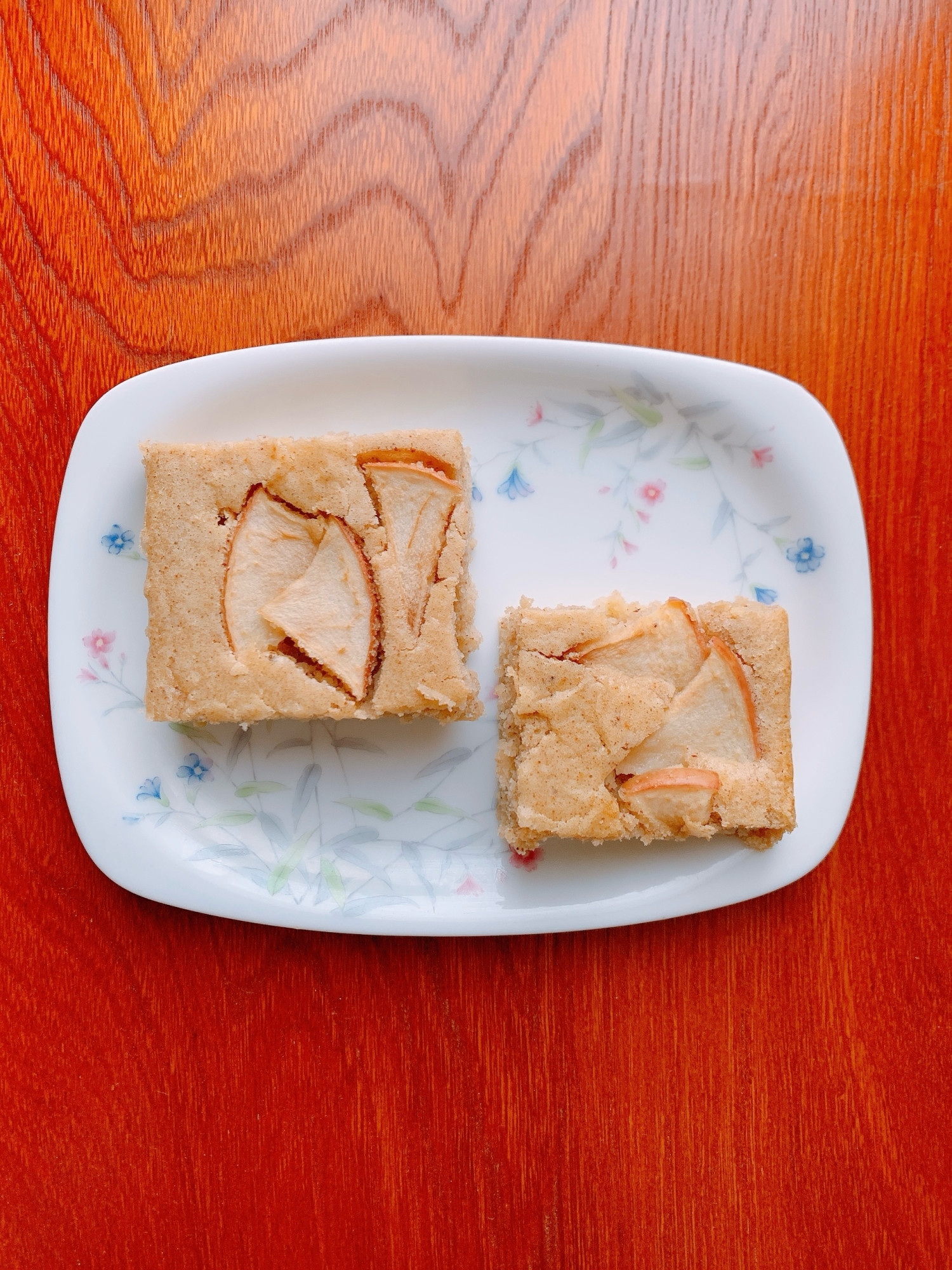 米粉のりんごケーキ