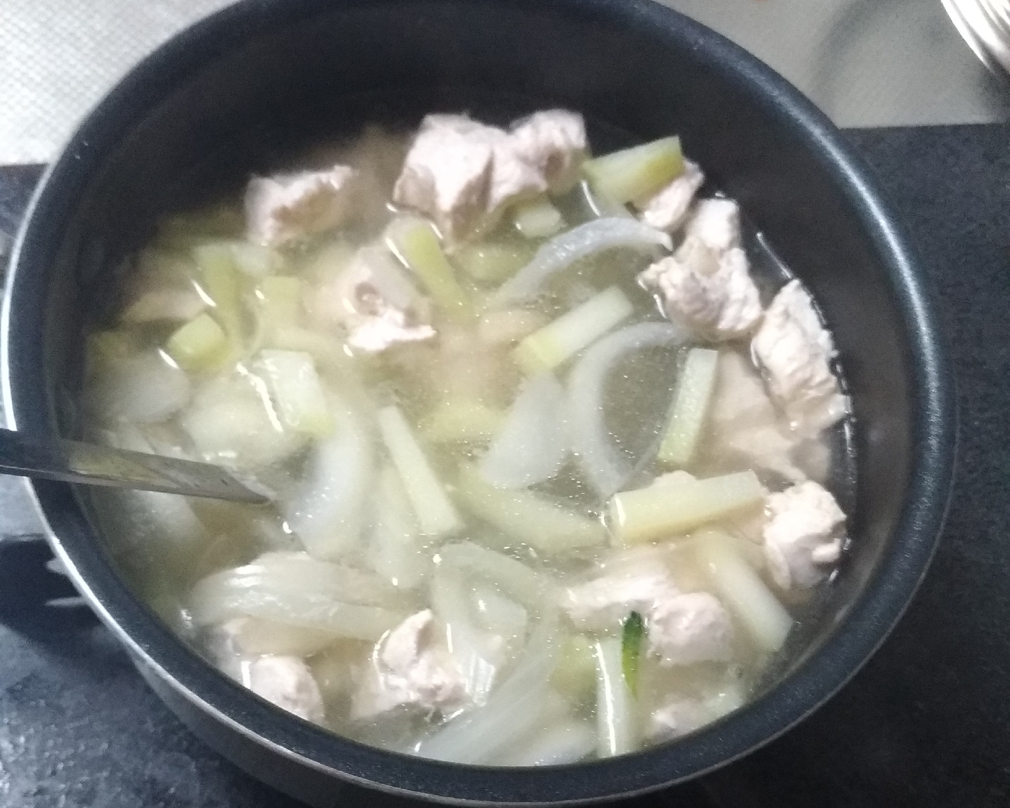 低カロリー高タンパク☆鳥胸肉と新タマネギのスープ
