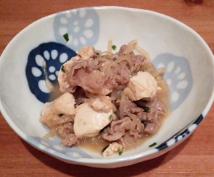 厚揚げの代わりに豆腐を代用して、糸こんにゃくを入れてみました！
美味しく頂けました！！