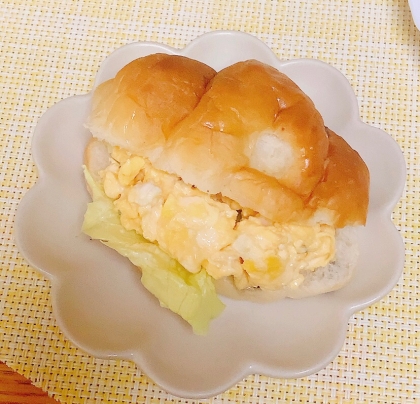 お月見だんごさん♪卵マヨネーズにふわふわパン♡簡単にできて美味しいですネ♪ レシピありがとうございます(⸝⸝> ᢦ <⸝⸝)ˎˊ˗