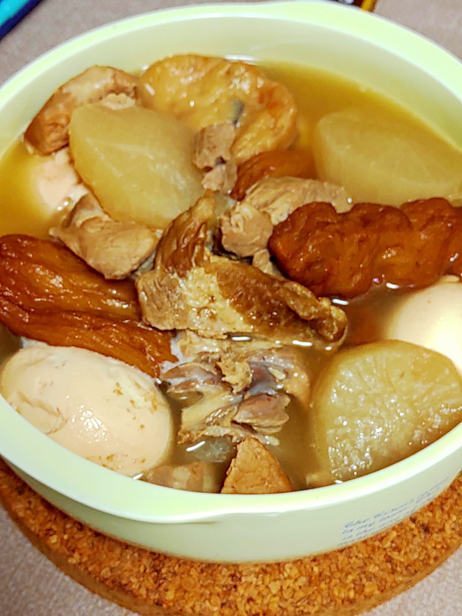 豚のスペアリブ入りおでん