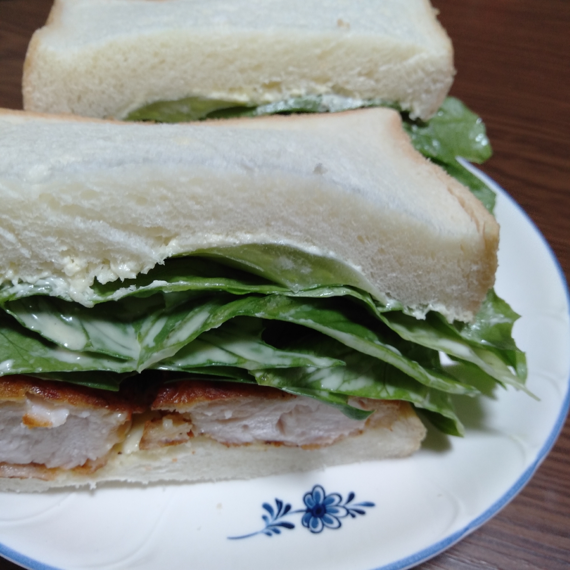 ささみでチキンフィレオサンド　〜食パンアレンジ〜