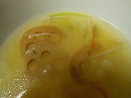風邪予防♪生姜のレンコンスープ