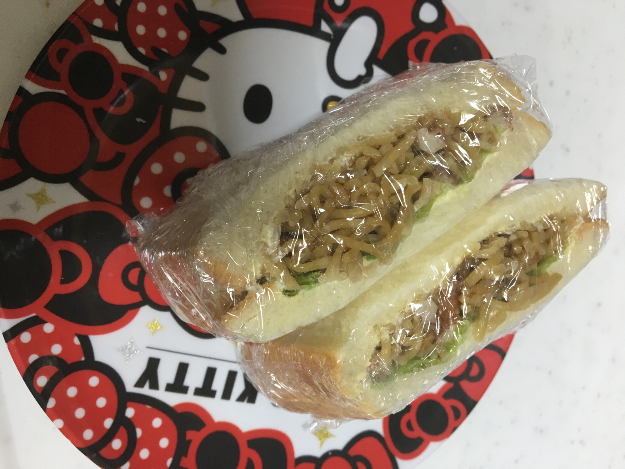 食パン8枚切りで☆たけのこ焼きそばのサンドイッチ