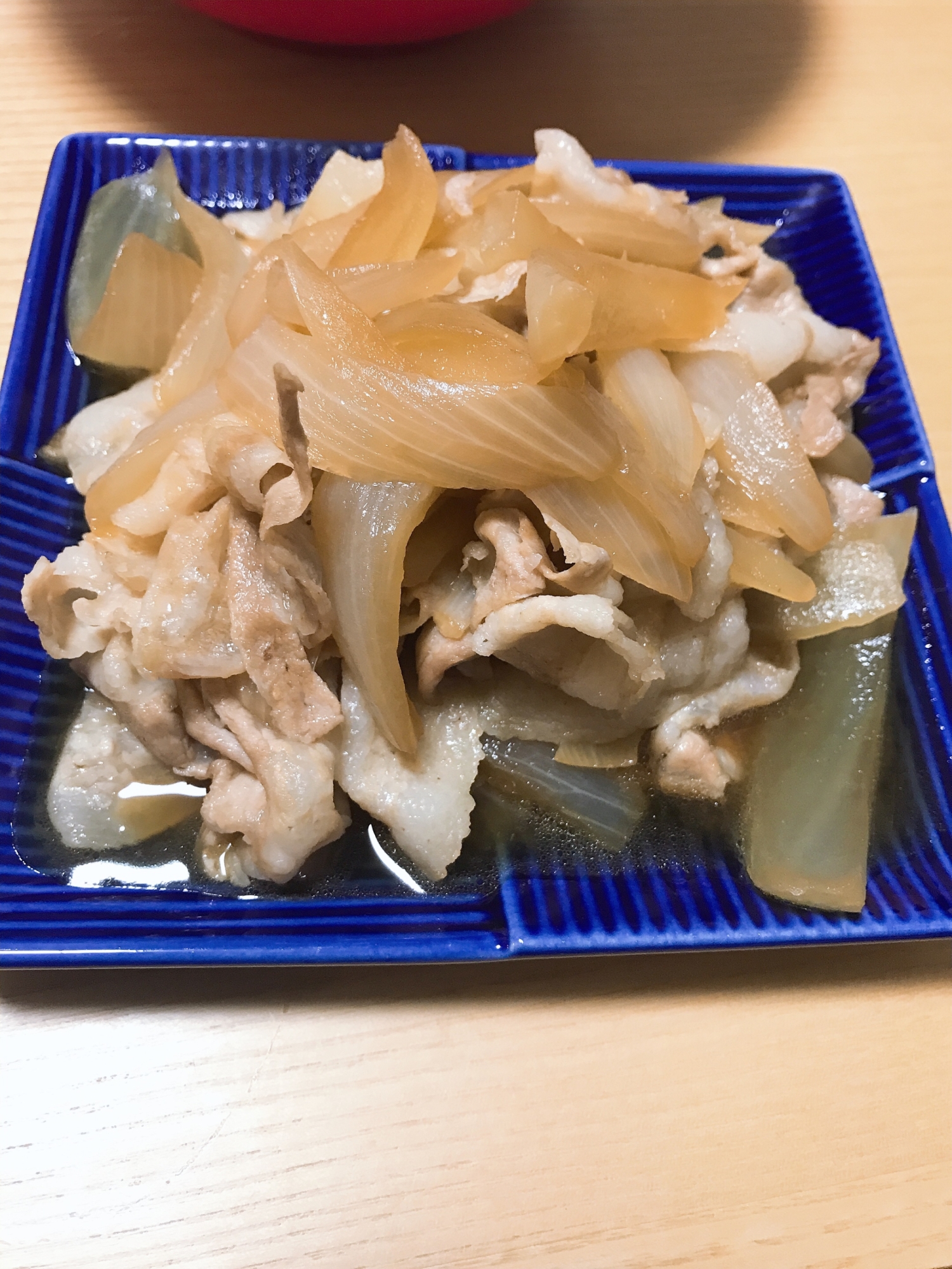 ご飯にかけても美味しい♡甘辛豚玉〜豚皿風〜