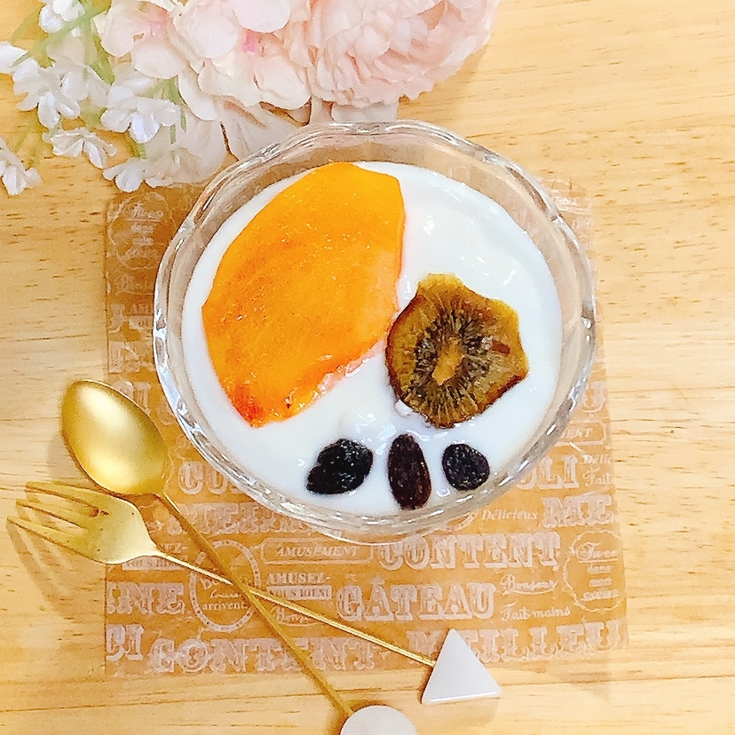 柿キウイ&レーズン♪ヨーグルト