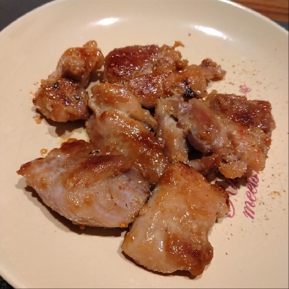 揉んで焼くだけ☆ 塩麹のやわらか鶏もも肉焼き