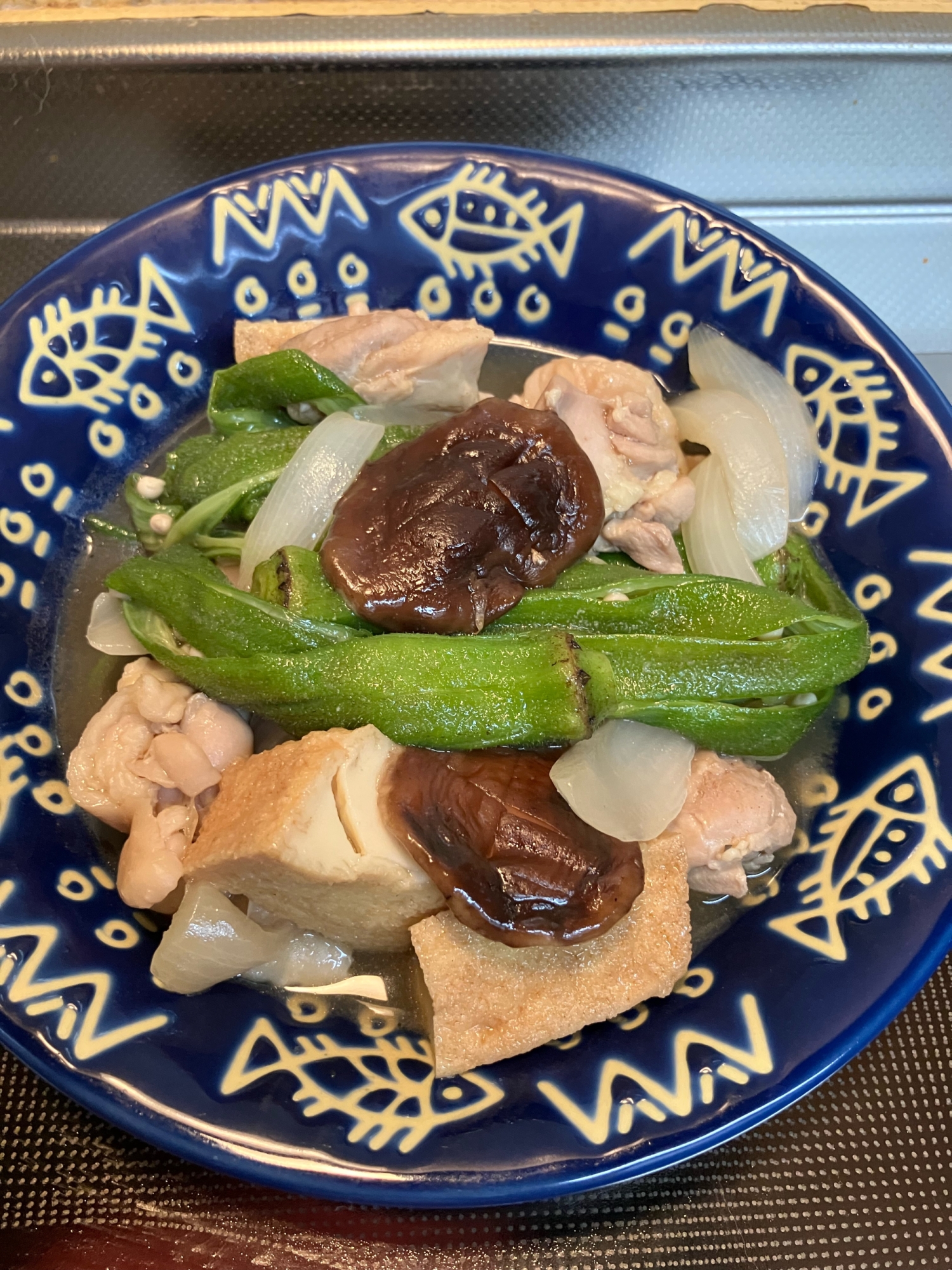 鶏肉と厚揚げとオクラと椎茸の煮物^_^