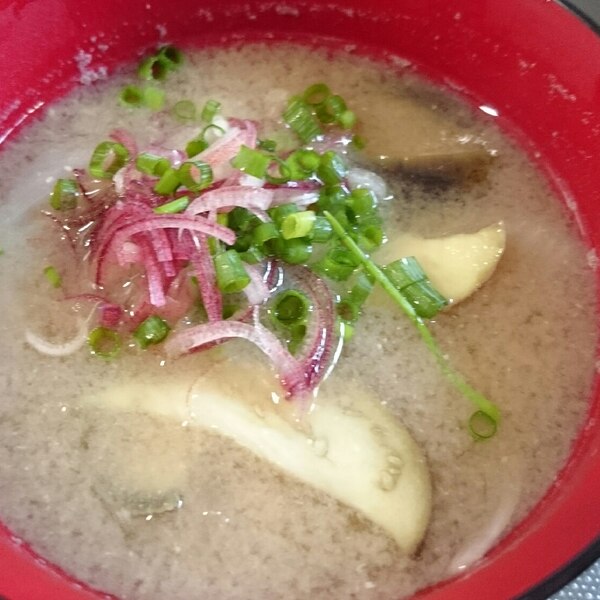なすと玉ねぎの味噌汁 みょうが風味 レシピ 作り方 By Mamichin555 楽天レシピ なすと玉ねぎの味噌汁 みょうが風味 レシピ 作り方 By Mamichin555 楽天レシピ