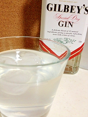 おウチでカクテル気分♪ポカリ・サイダー・GIN