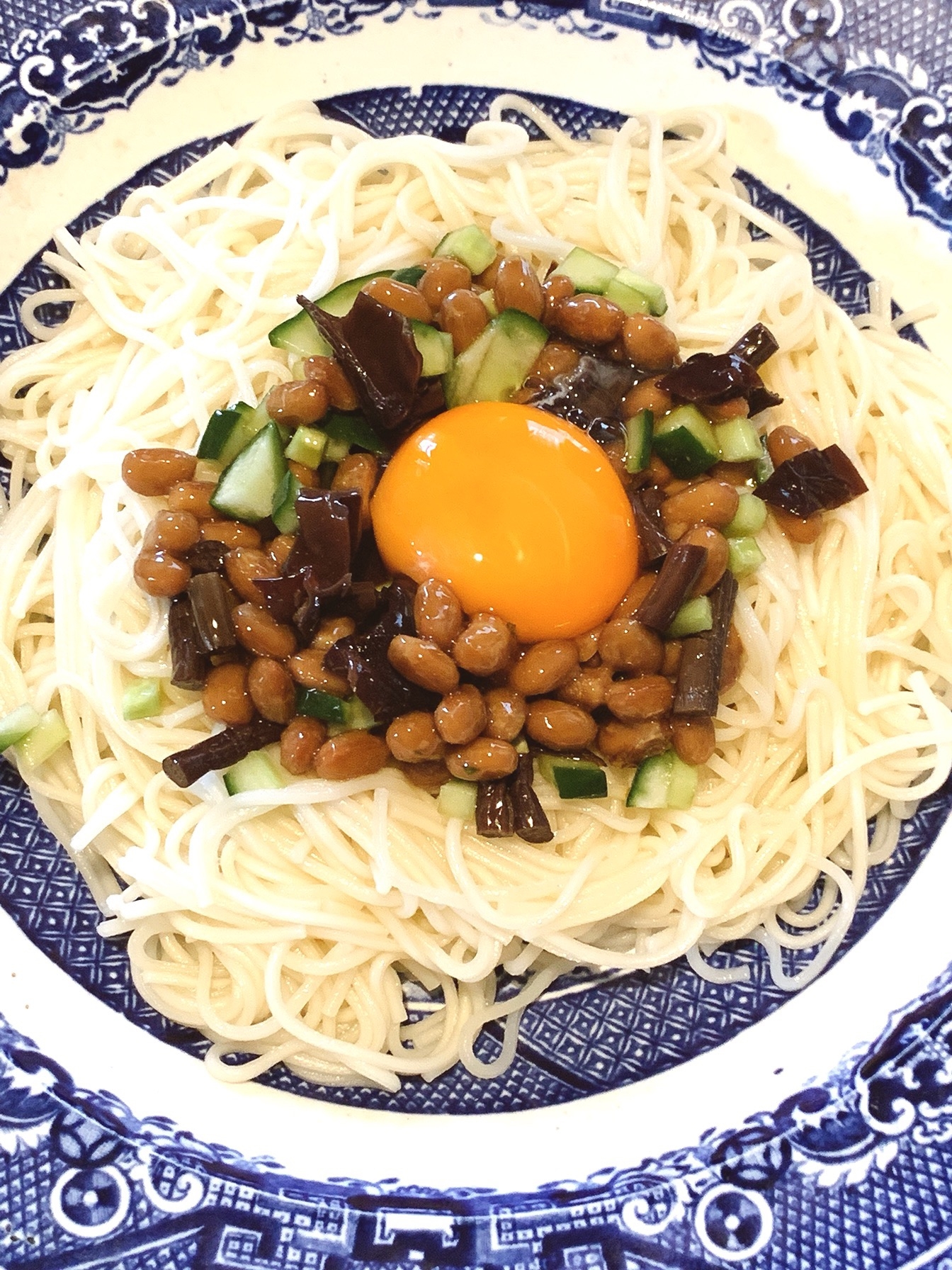 納豆で栄養満点、納豆ぶっかけ素麺