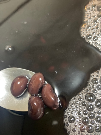 活力なべ(高圧圧力鍋)で浸け置きなしの簡単艶々黒豆