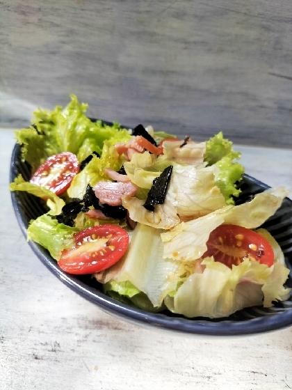 モリモリ食べられる♡レタスとハムの海苔サラダ