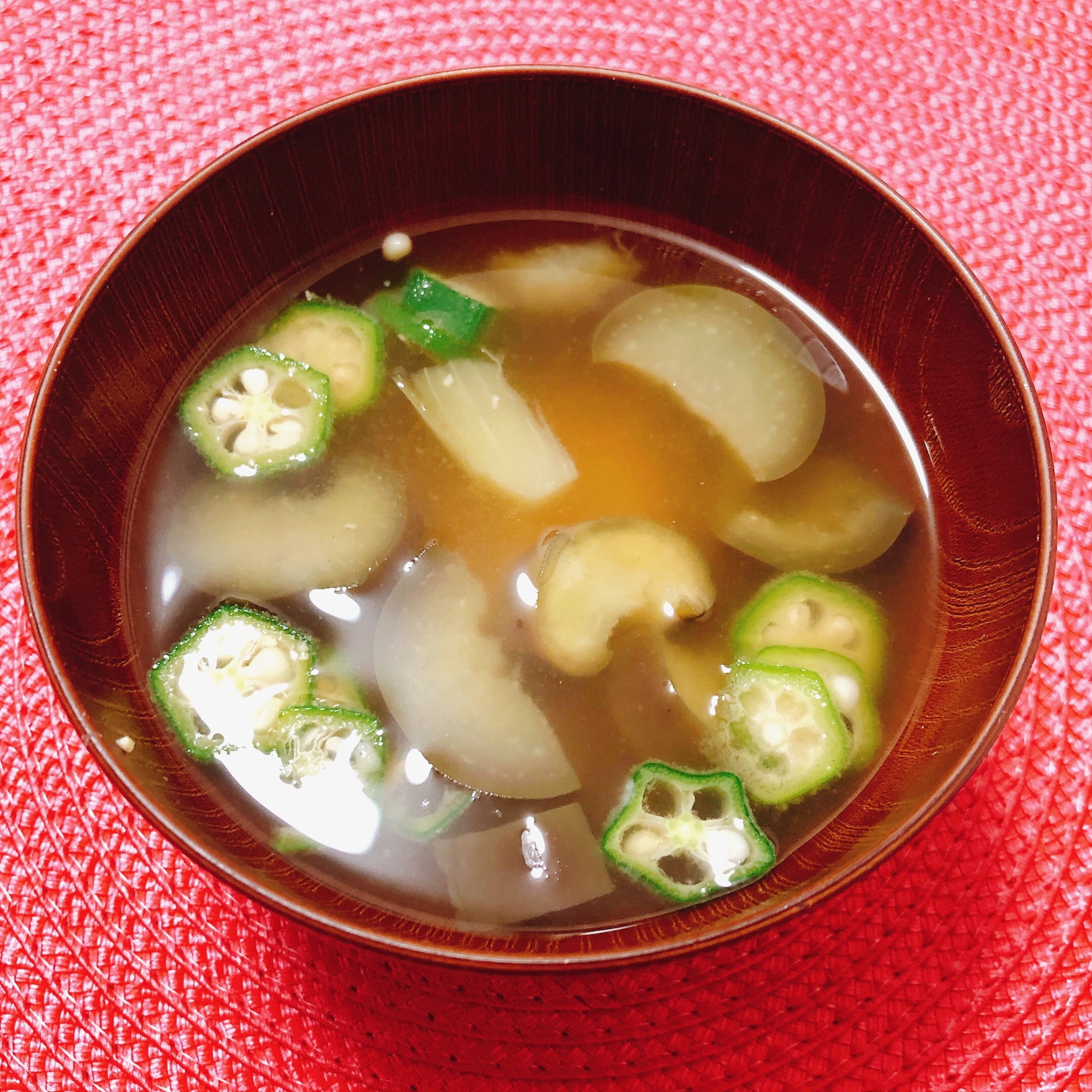 オクラなすの味噌汁