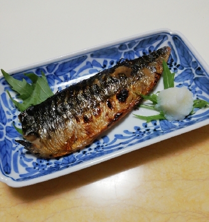初めまして♬。魚はグリル焼が1番ですね〜(^_^)。鯖には「大根おろし」、必須ですね！。とても美味しく出来ました。有難うございました〜♬。