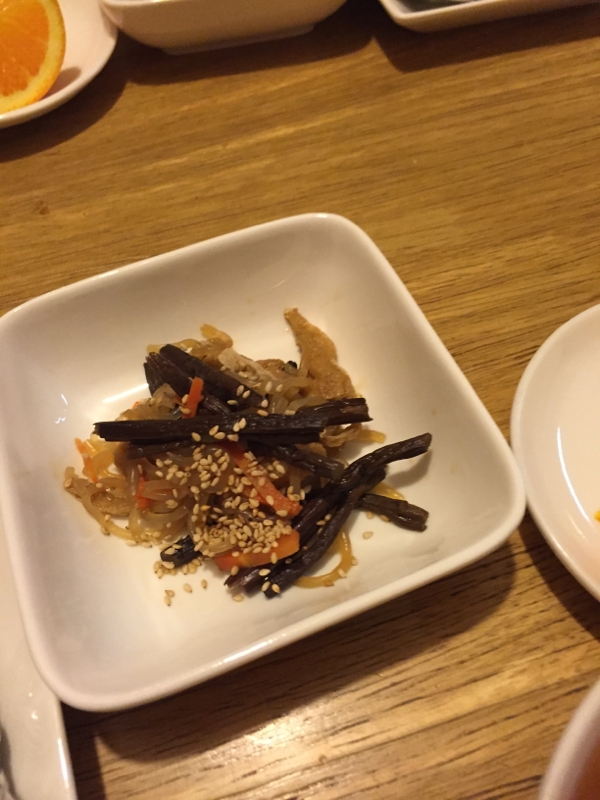 ワラビの炒め煮 レシピ 作り方 By みっふぃ1133 楽天レシピ