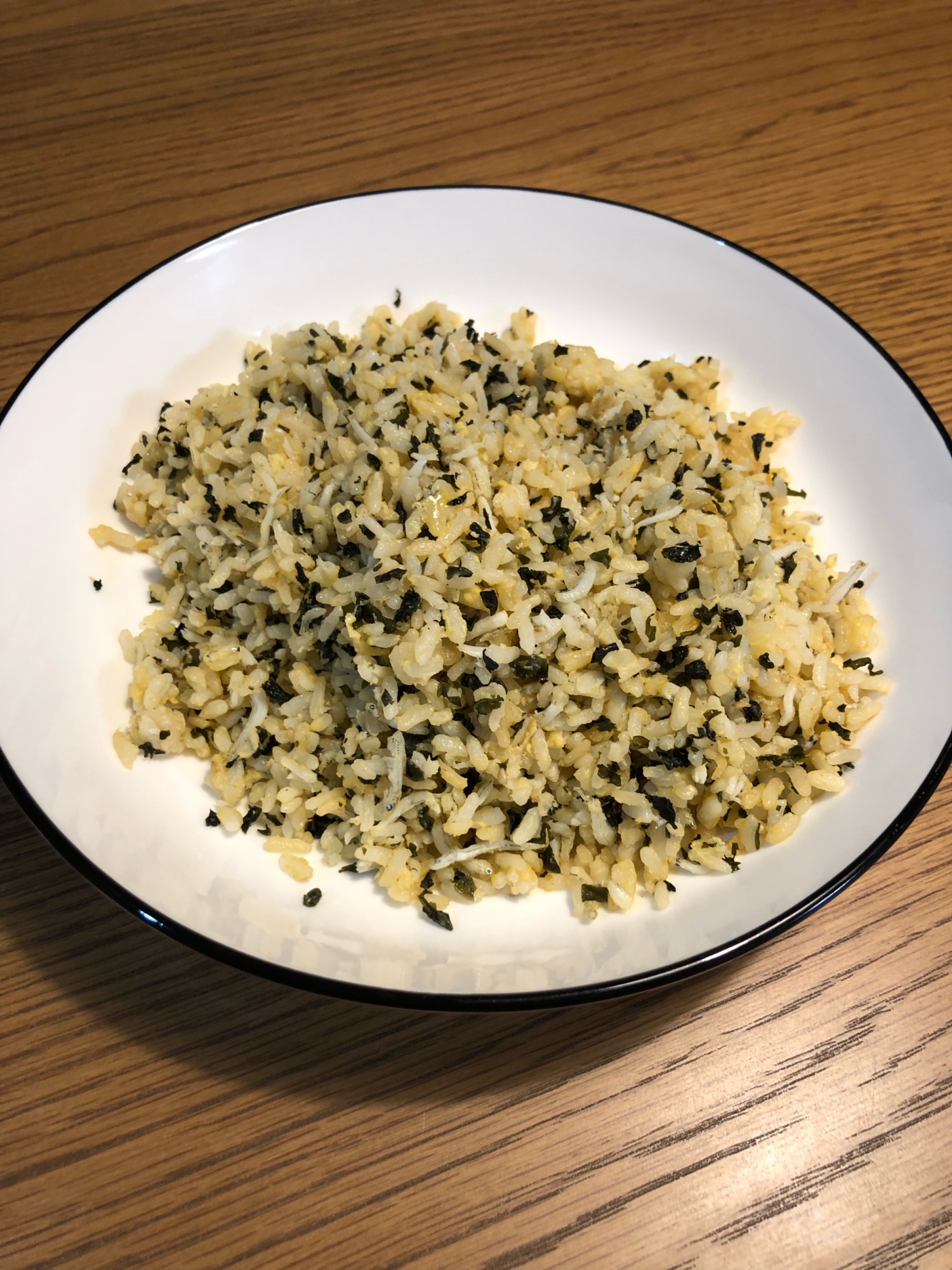 包丁入らず＊しらすとしそわかめのチャーハン♬