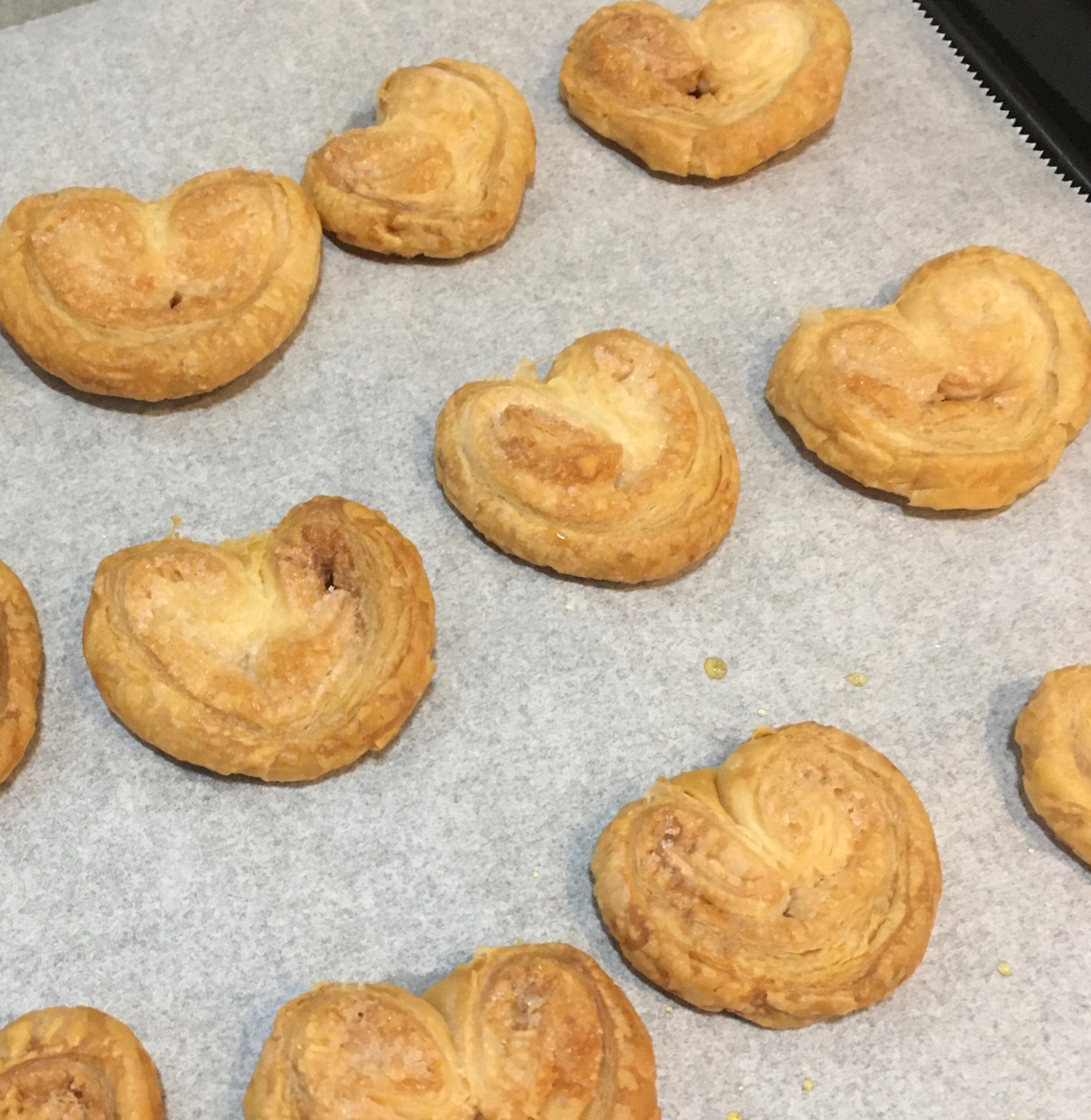 冷凍パイシートで源氏パイ風おやつ レシピ 作り方 By アーモンドチョコレート 楽天レシピ 冷凍パイシートで源氏パイ風おやつ レシピ 作り方 By アーモンドチョコレート 楽天レシピ