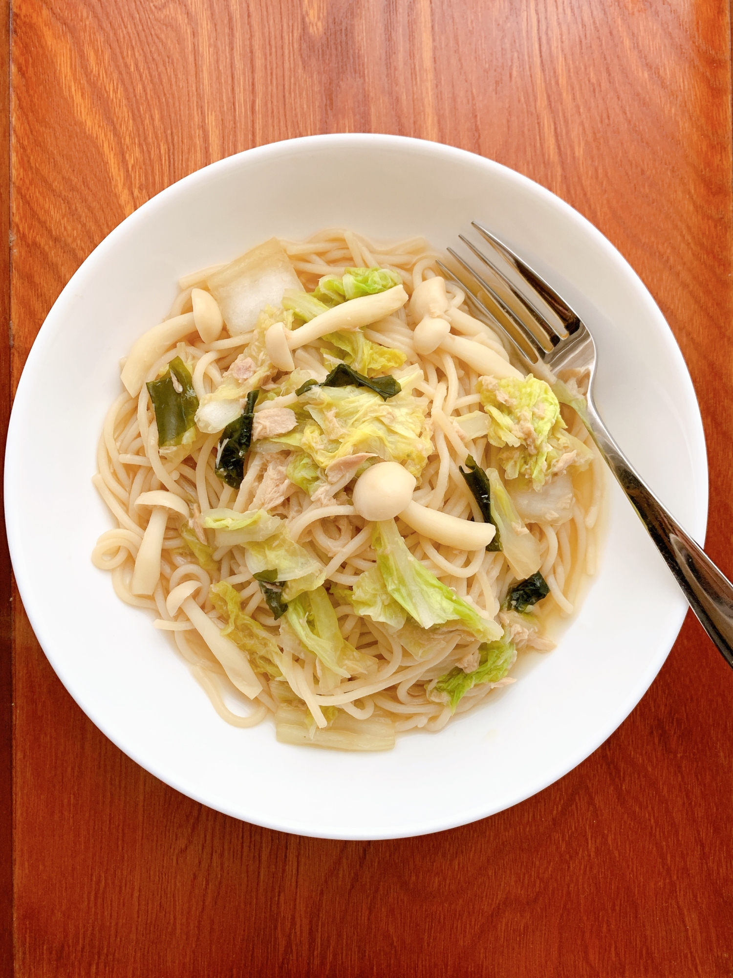 身近な材料で作れる☘️白菜とツナのスープパスタ