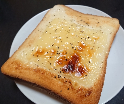 止まらない‼チーズたっぷりはちみつトースト⭐️