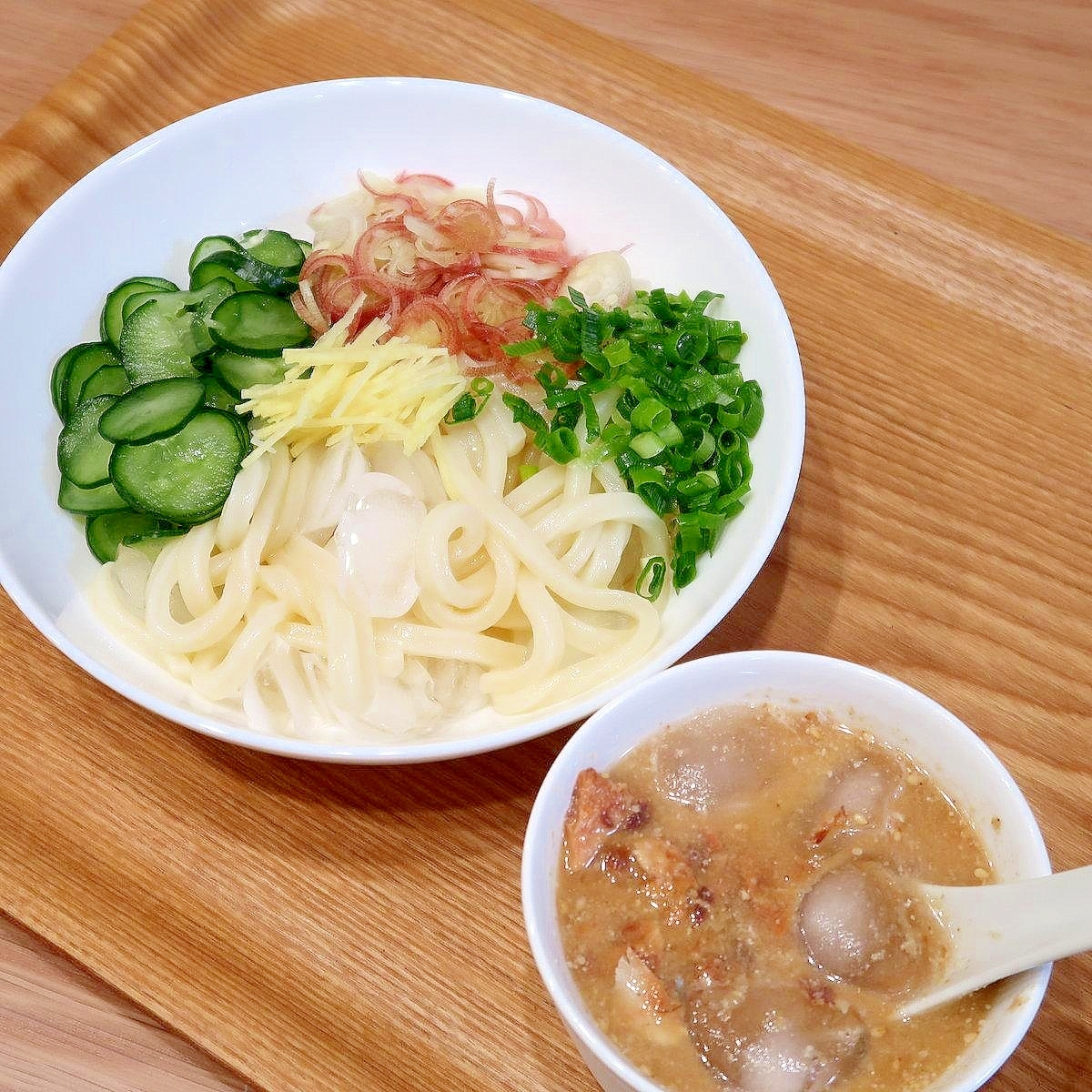 冷汁うどん☆つけ麵スタイル☆冷凍うどんアレンジ