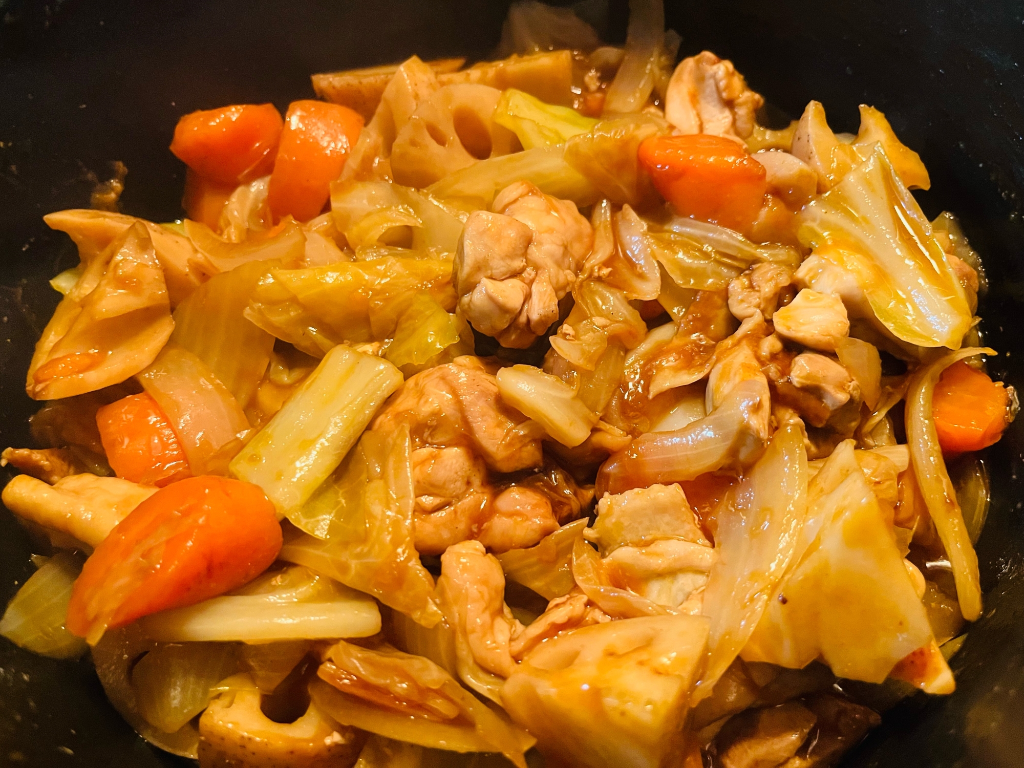 ハッシュドポークのルーで!野菜と鶏肉の蒸し煮