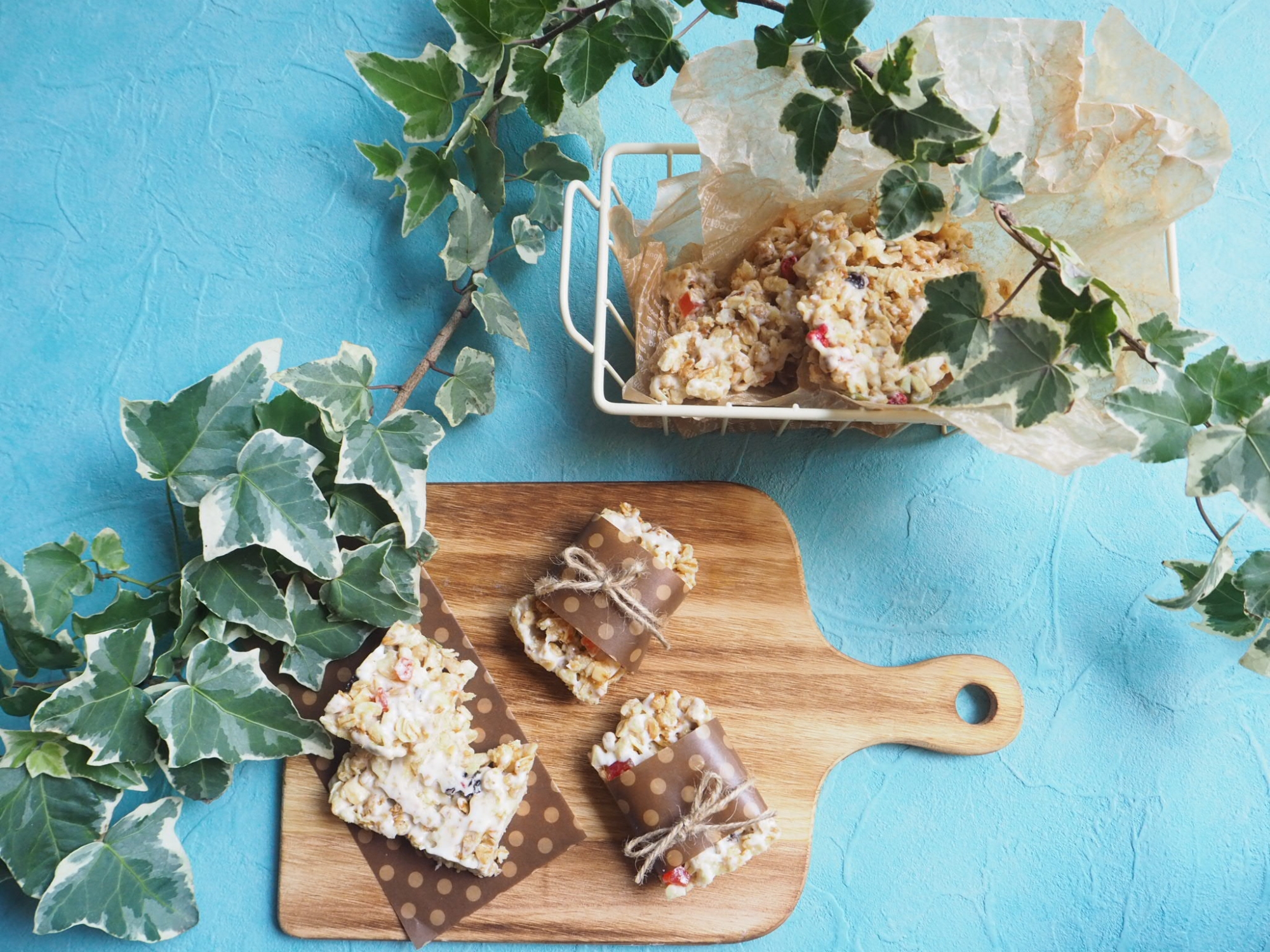 かんたんおやつ!持ち運びも便利なグラノーラバー