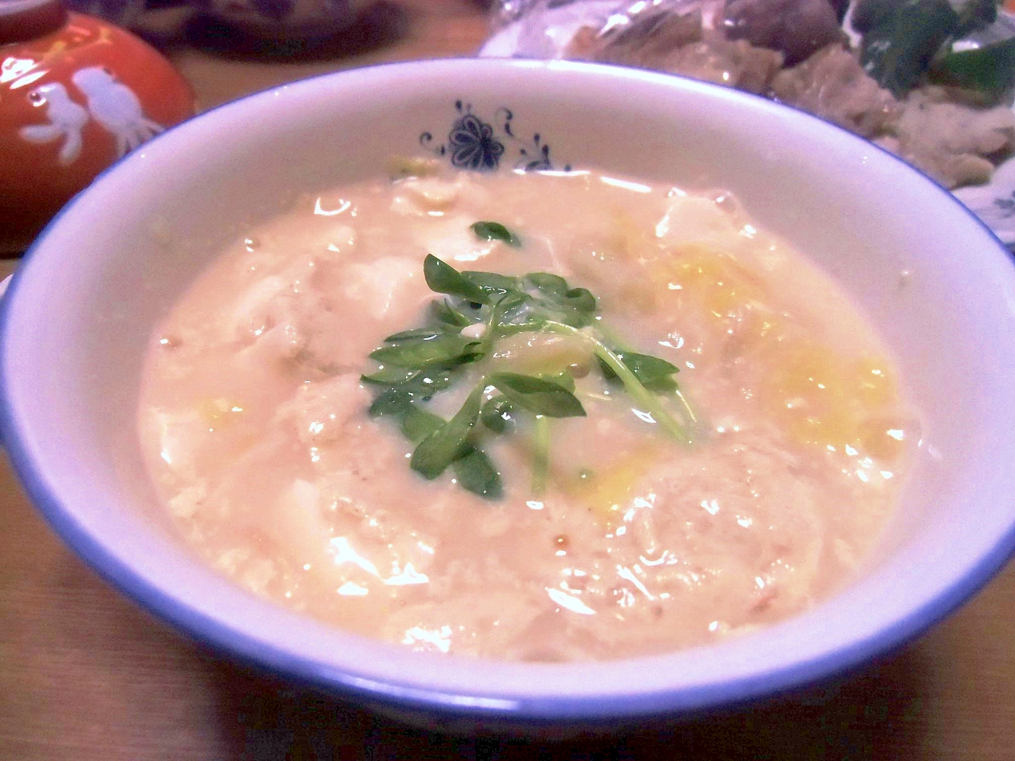 白菜と豆腐の豆乳味噌スープ