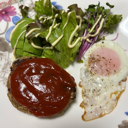 豚挽き肉で☆しっとりハンバーグ