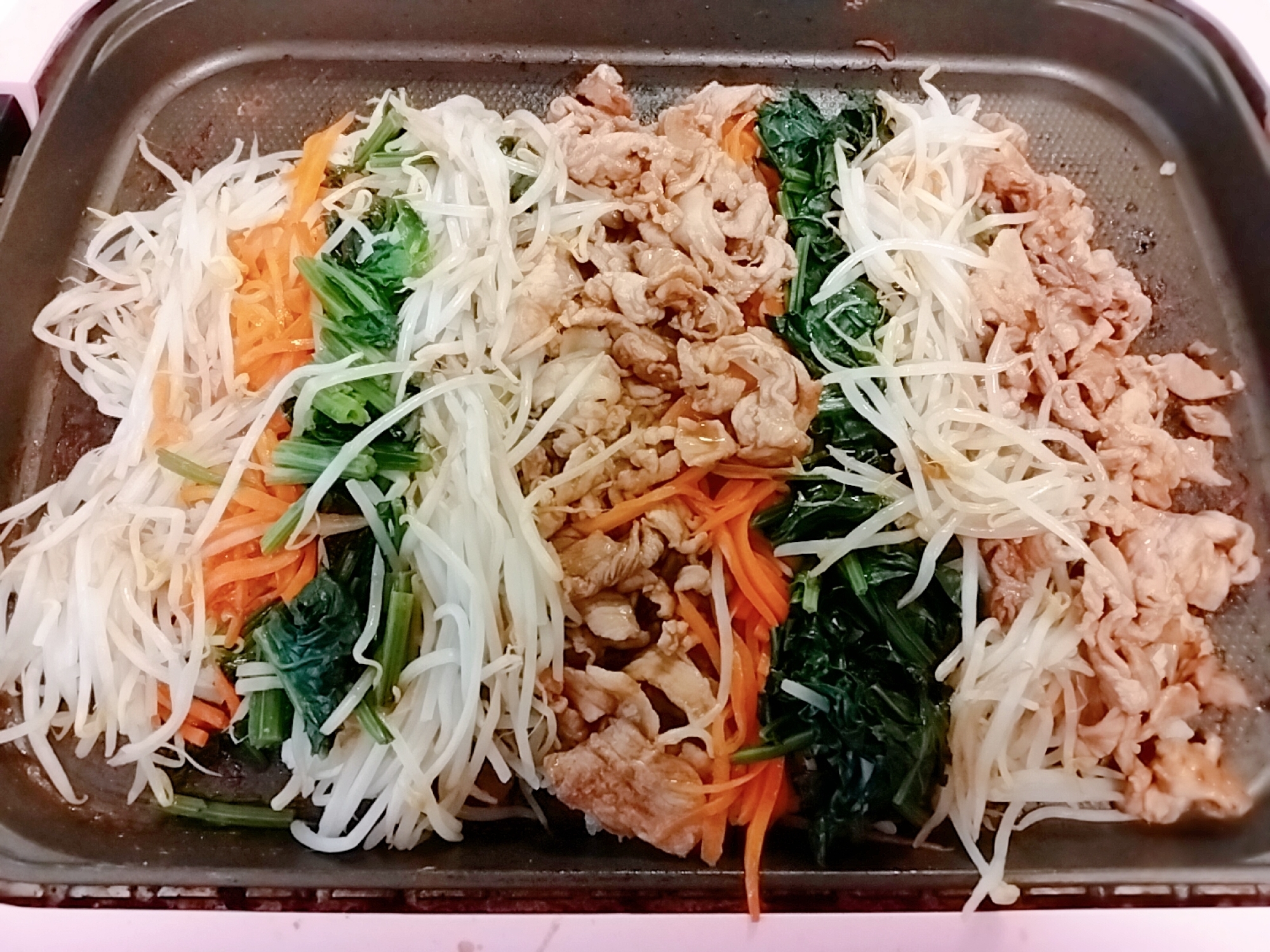 子供も食べられる ホットプレートビビンバ レシピ 作り方 By Aya ちゃん 楽天レシピ 子供も食べられる ホットプレートビビンバ レシピ 作り方 By Aya ちゃん 楽天レシピ