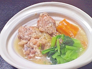 塩麹と圧力鍋で柔らか★手羽元のサムゲタン風スープ
