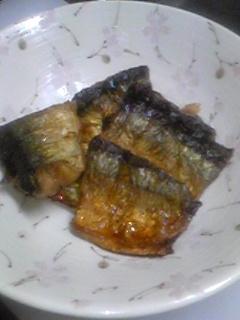 被災地 宮城からです。 今年も美味しい秋刀魚が水揚げされて 早速作らせていただきました。 ピリ辛照り照りで美味しかったです