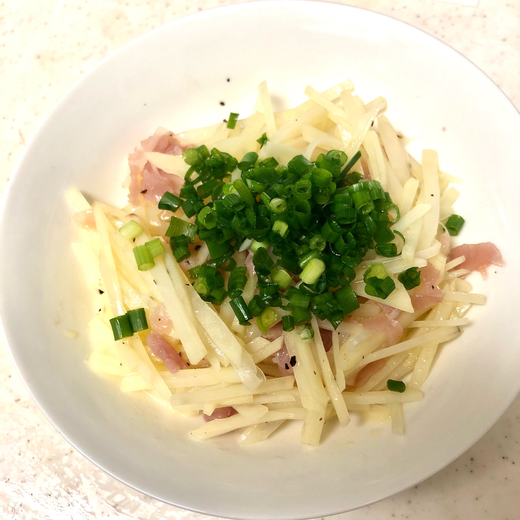 シャキシャキじゃがいもと生ハムのアンティパスト