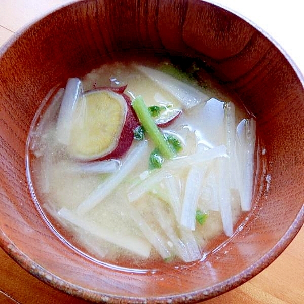 ふかし薩摩芋で５分！？大根のシッポと葉っぱの味噌汁