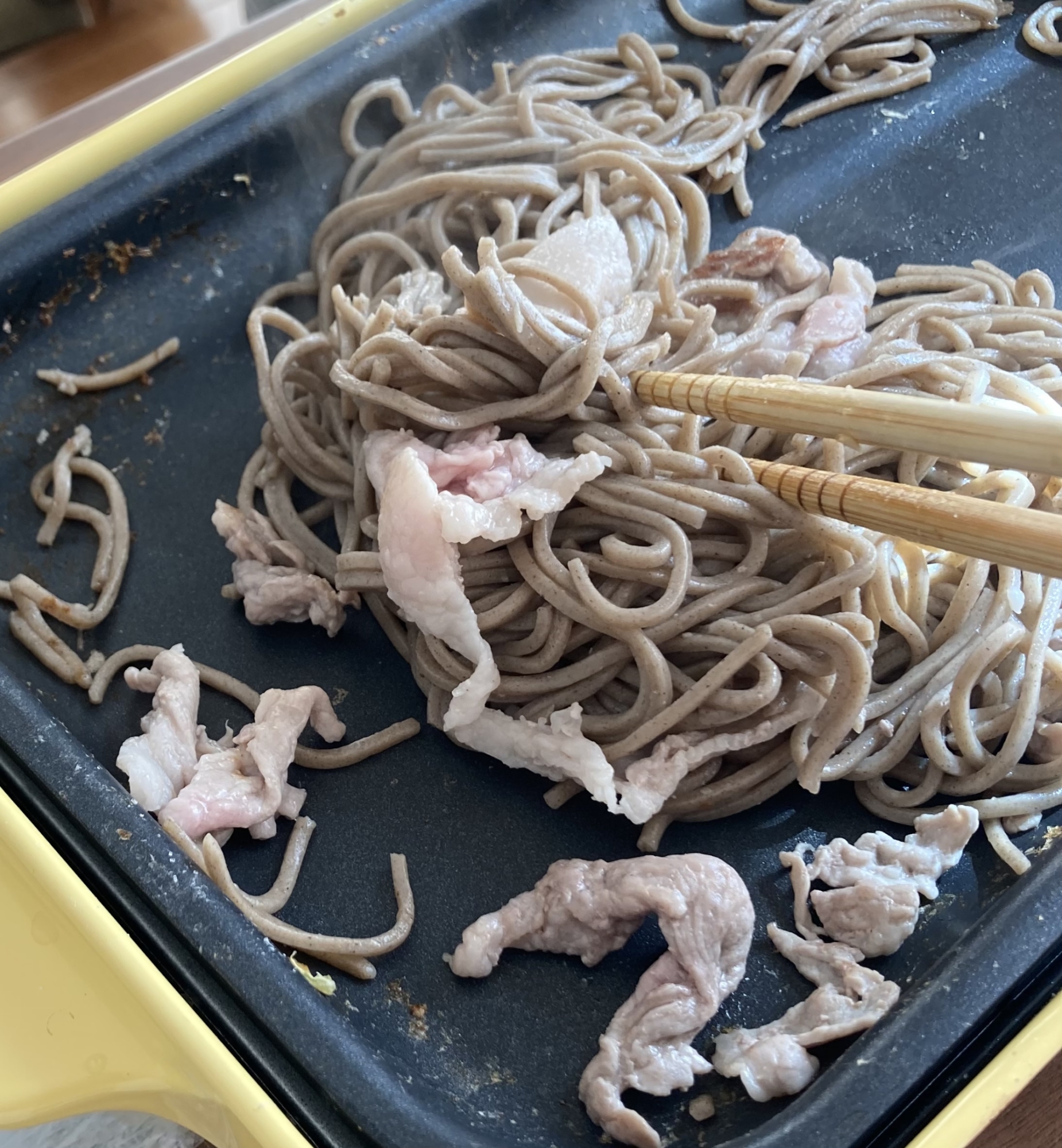 和蕎麦が肉炒め和蕎麦に！