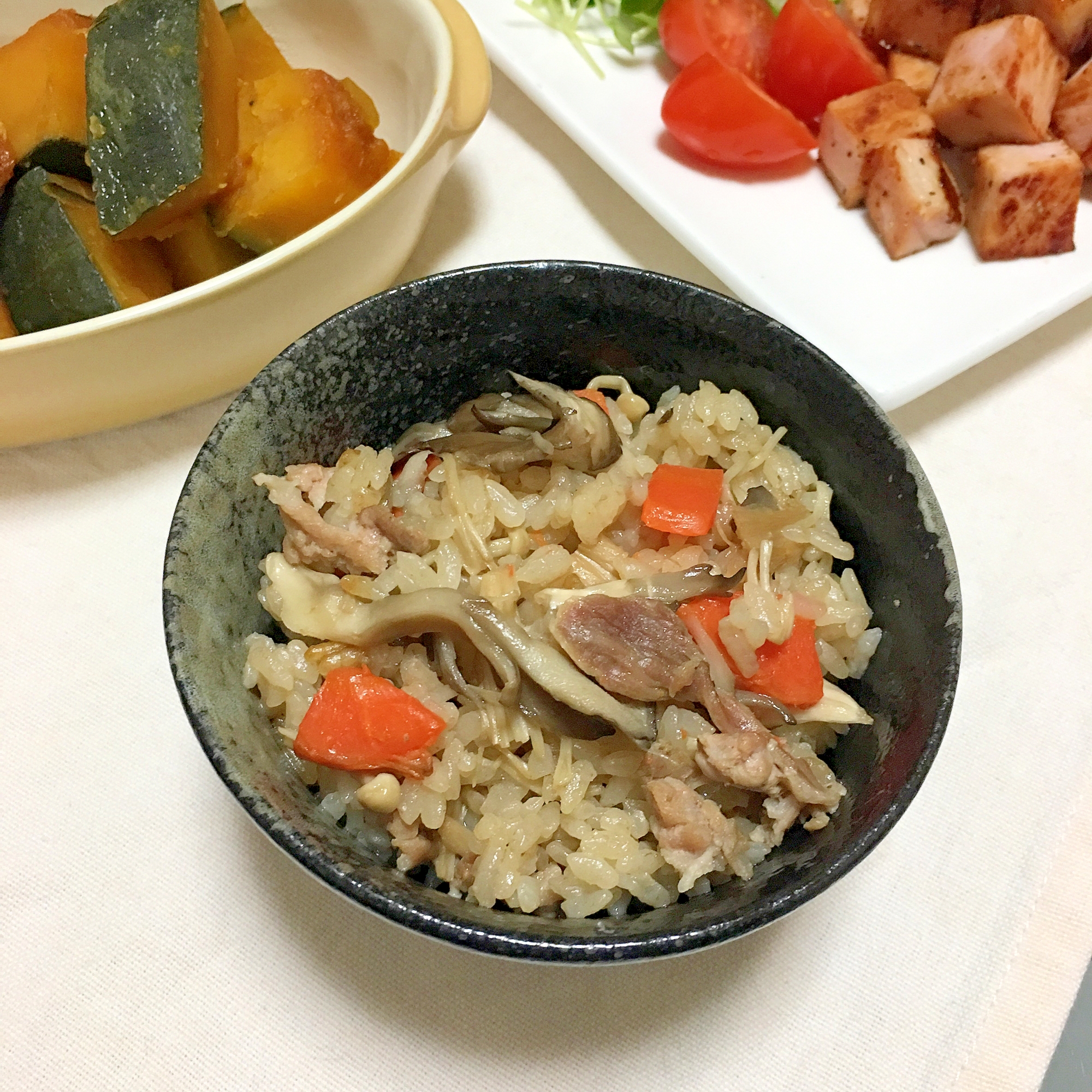 豚こま肉と舞茸えのきのオイスター炊き込みご飯♡