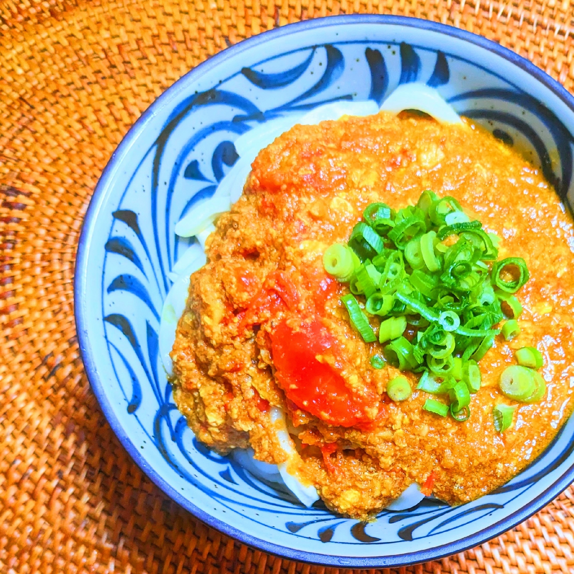 トマたまカレーうどん