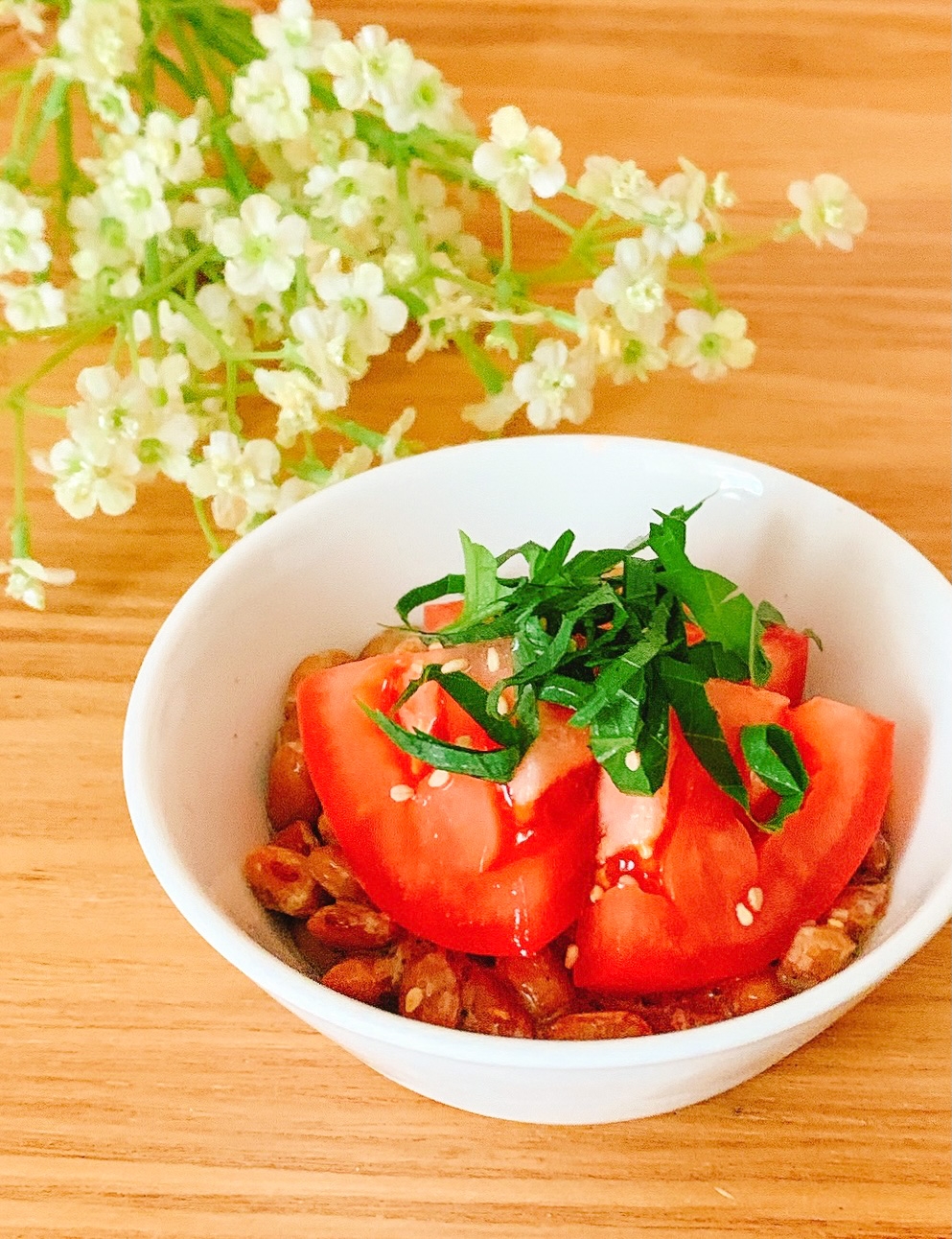 トマトと大葉の納豆♪ْ˖⋆柚子胡椒໒꒱