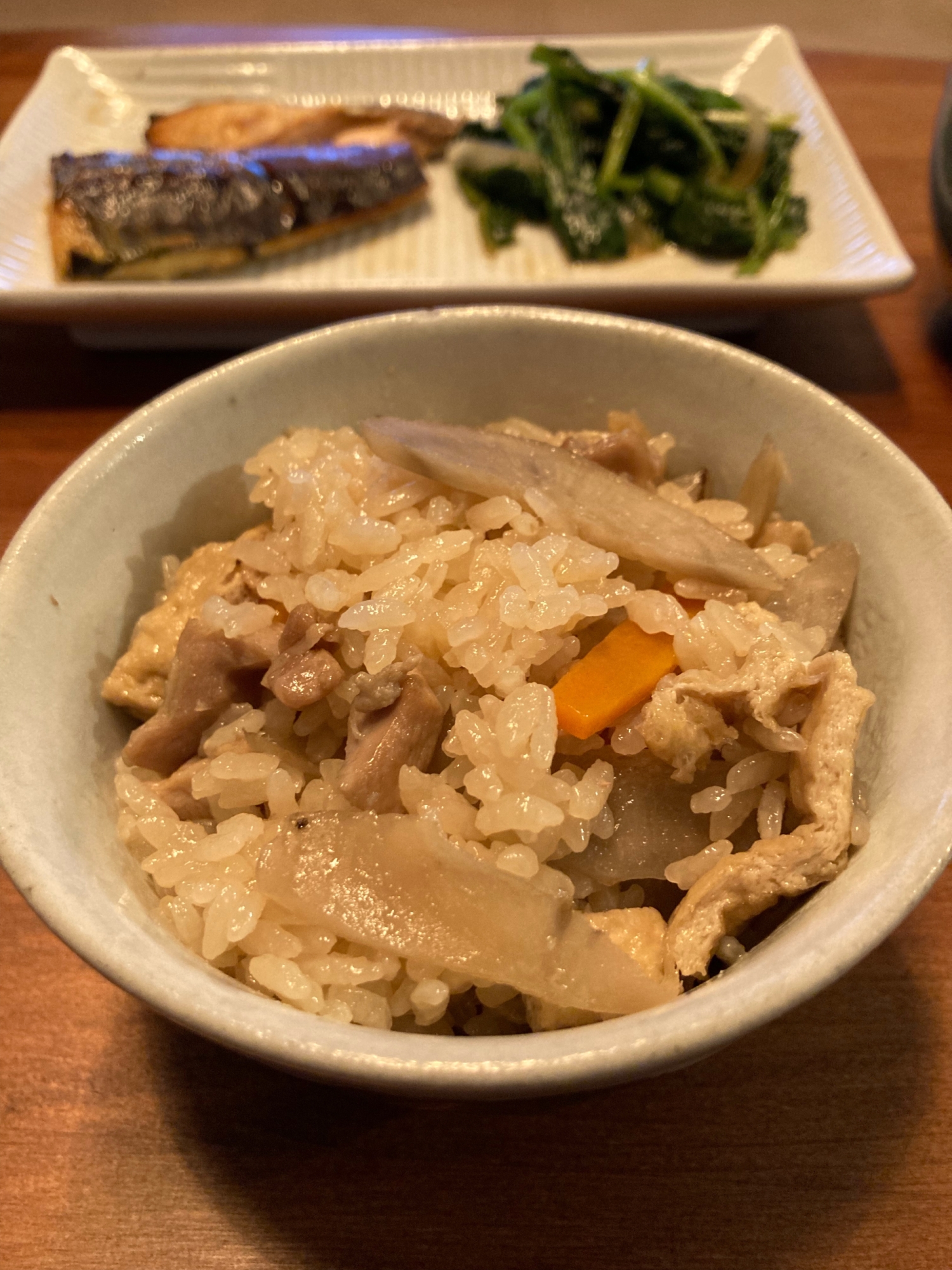 ◎ゴボウと鶏肉の炊き込みご飯◎