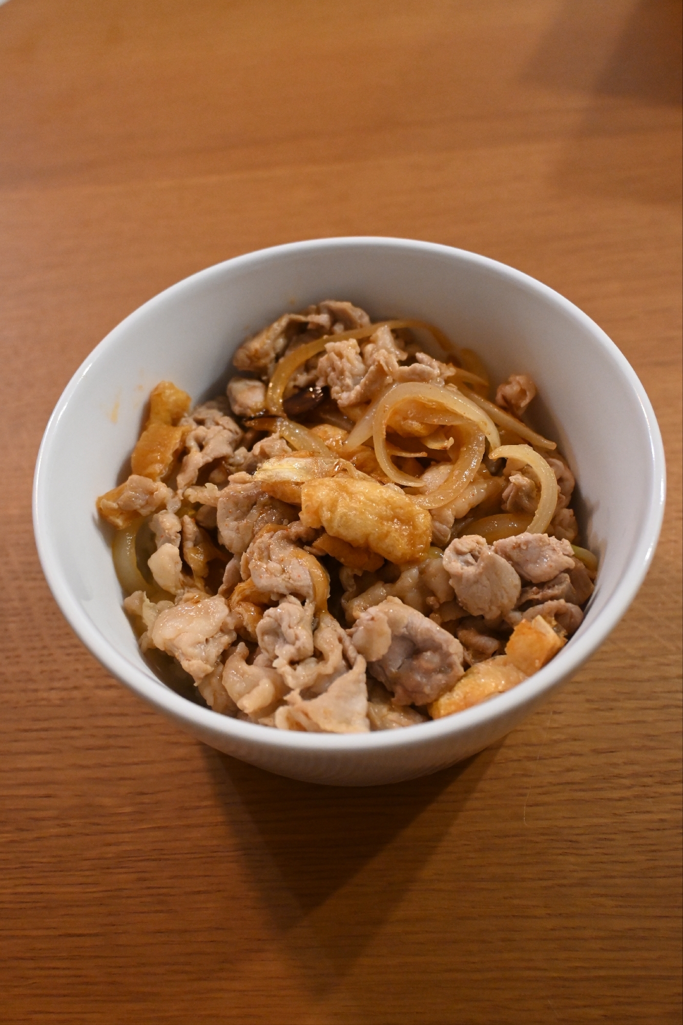 揚げ入りピリ辛豚丼