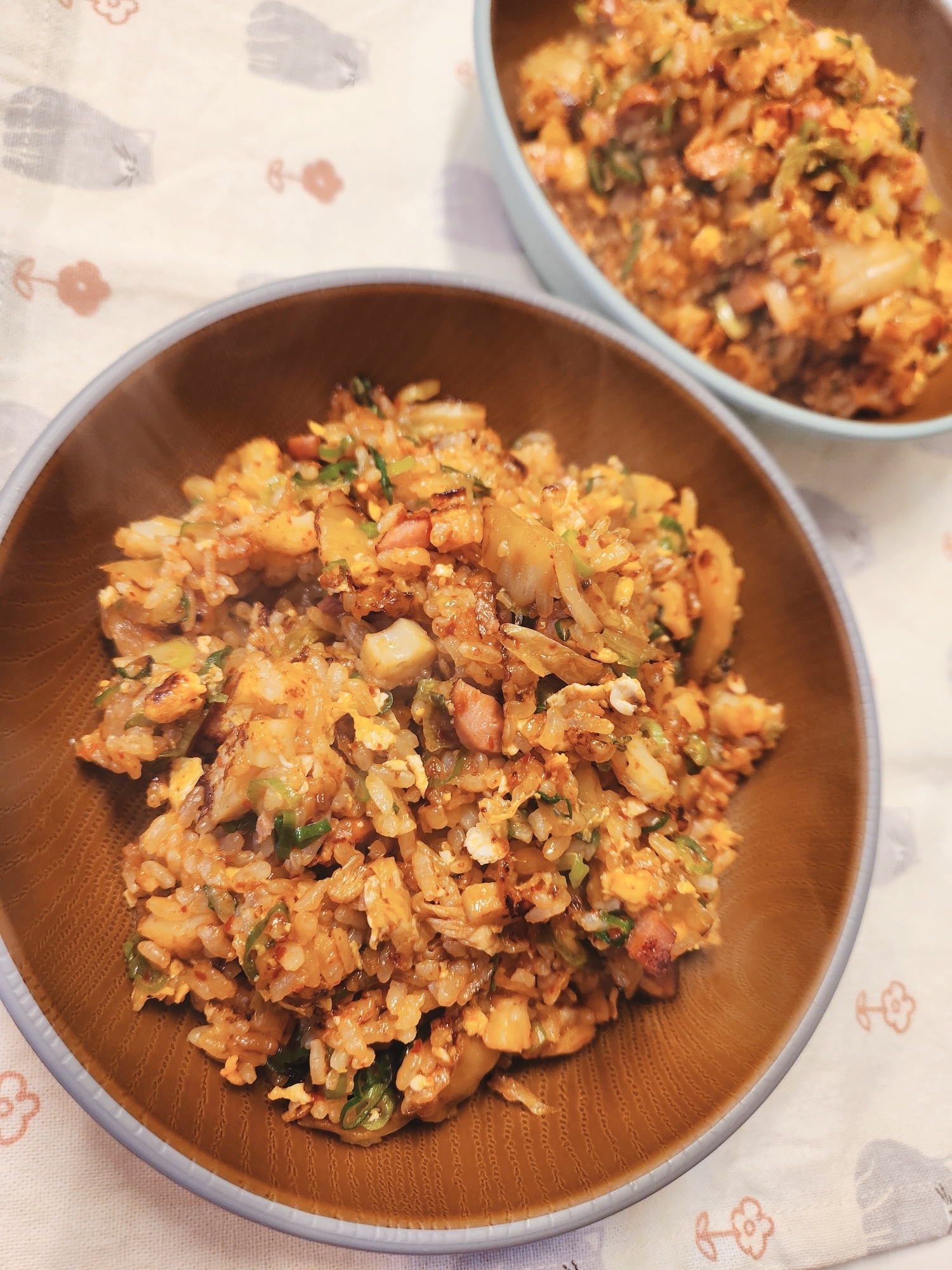 【主食】ちくわとウィンナーのキムチ焼き飯
