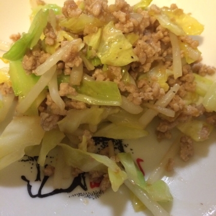 ごはんが進む☆ひき肉とキャベツの野菜炒め♪