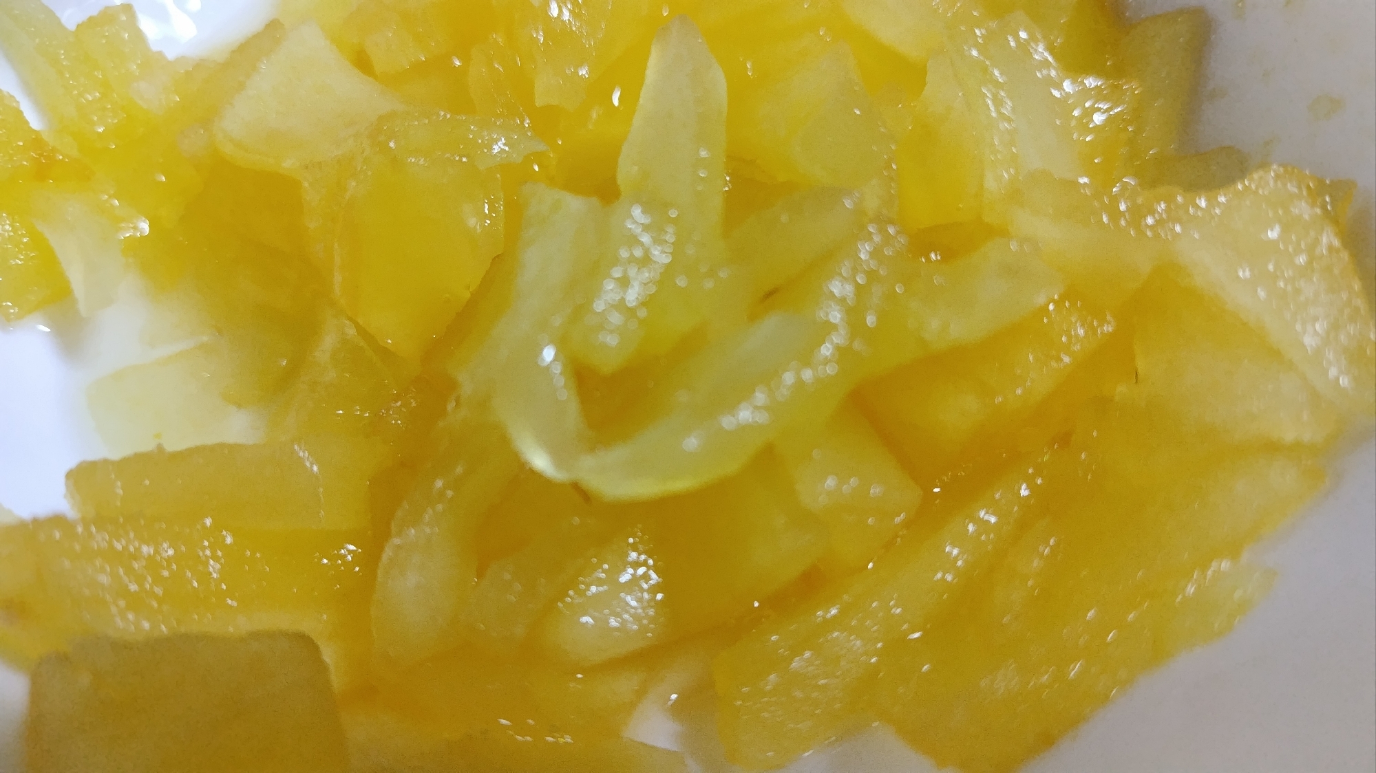 レンチンで作る！　りんごのレモン煮