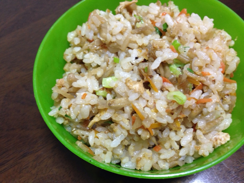 残った金平牛蒡で簡単炒飯♡