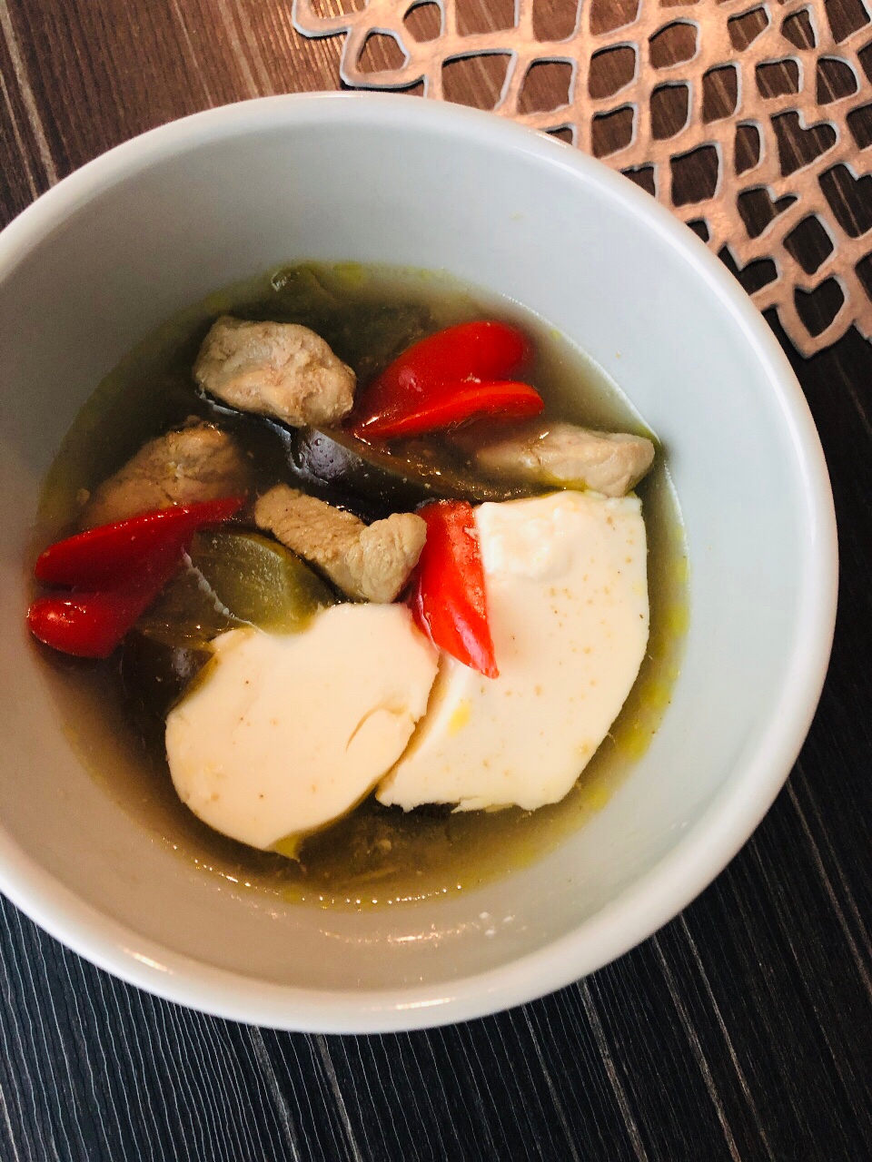 豚肉と豆腐と夏野菜のスパイススープ レシピ 作り方 By Ma Ma Yu Mi 楽天レシピ