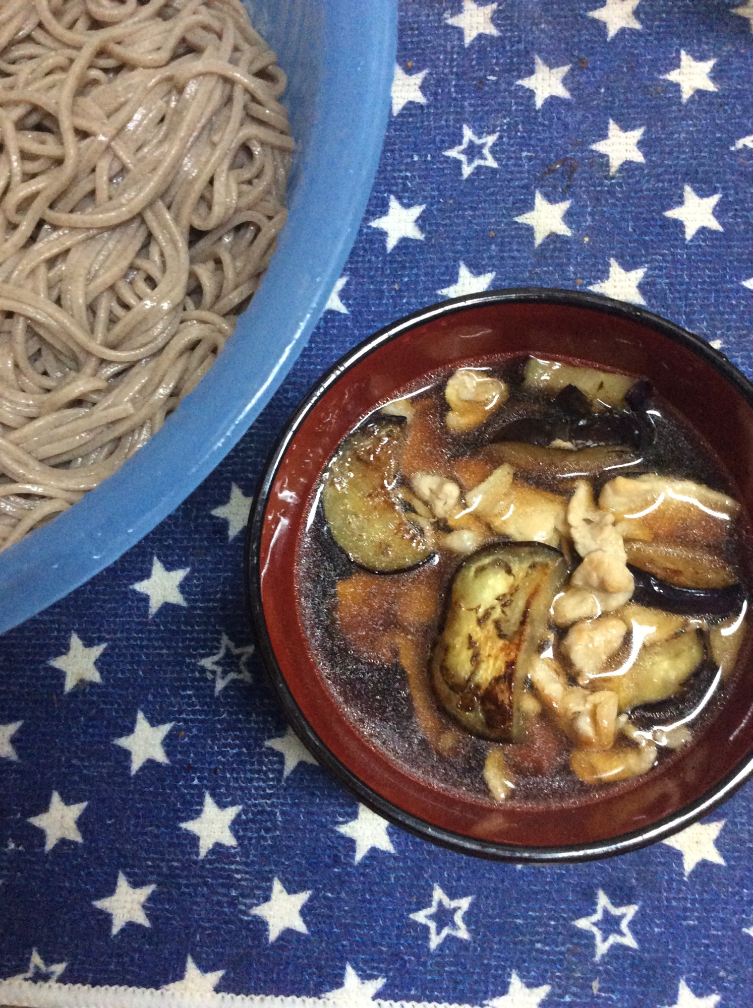 豚と茄子でボリューム♪麺類のつけ汁